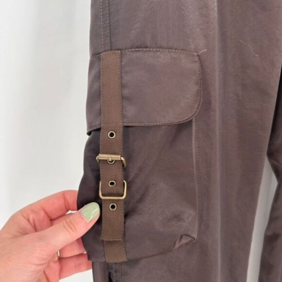 Y2K Express Cargo Floral Embroidered Wide Leg Pants Brown Size 4 Satin VTG - Picture 9 of 16